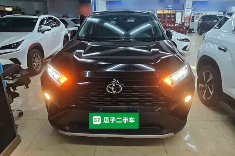 Used Toyota RAV4 2022 2.0L CVT Two-Wheel Drive Fashion Edition
