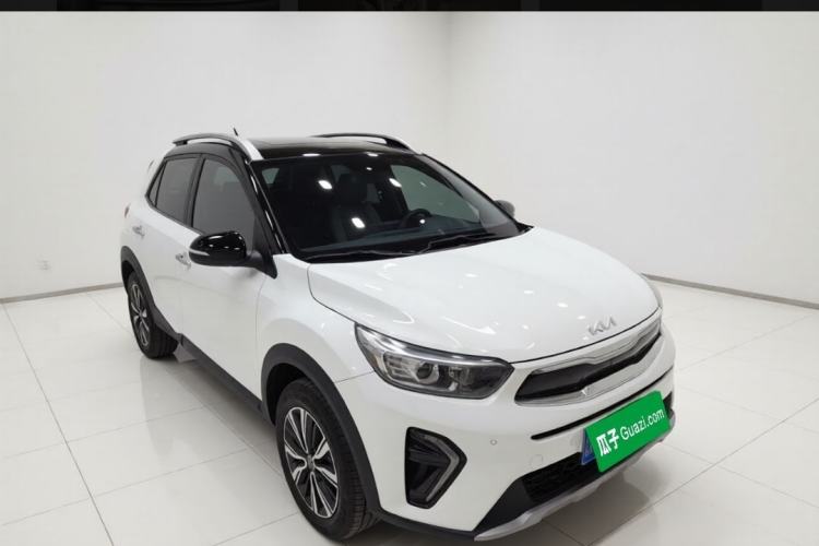 Used Kia kx1 Stonic 2021 1.4L CVT Sunroof Model Exterior 3