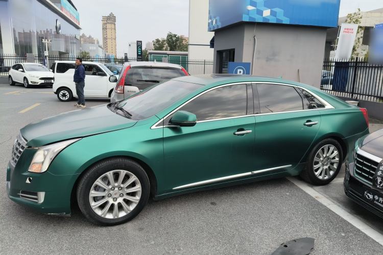 Used Cadillac XTS 2014 28T Luxury Model
