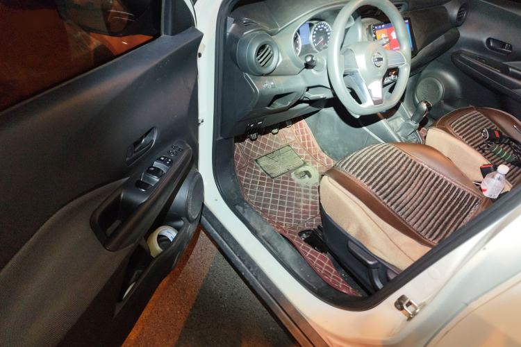 Used Nissan Kicks 2017 1.5L Manual Cool Dynamic Edition