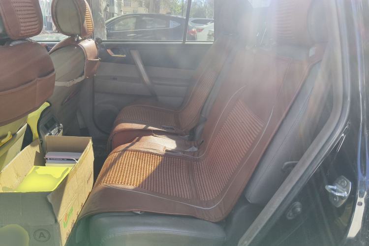 Used Toyota Highlander 2012 2.7L Two-Wheel Drive 7-Seater Luxury Edition Left Rear Seat