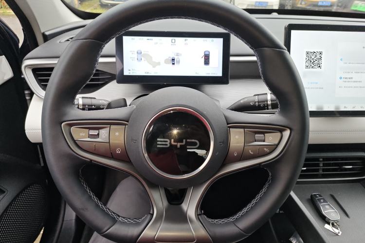 Used BYD Seal 05 DM-i 2025 DM-i Intelligent Drive 120KM Flagship Model Steering Wheel