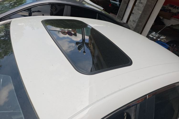 Used Ford Escort 2015 1.5L Automatic Fashion Model Roof