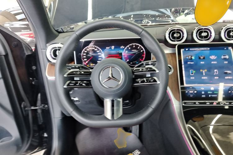 Used Mercedes-Benz GLC 2024 Refreshed GLC 300 L 4MATIC Dynamic Version 5 Seats