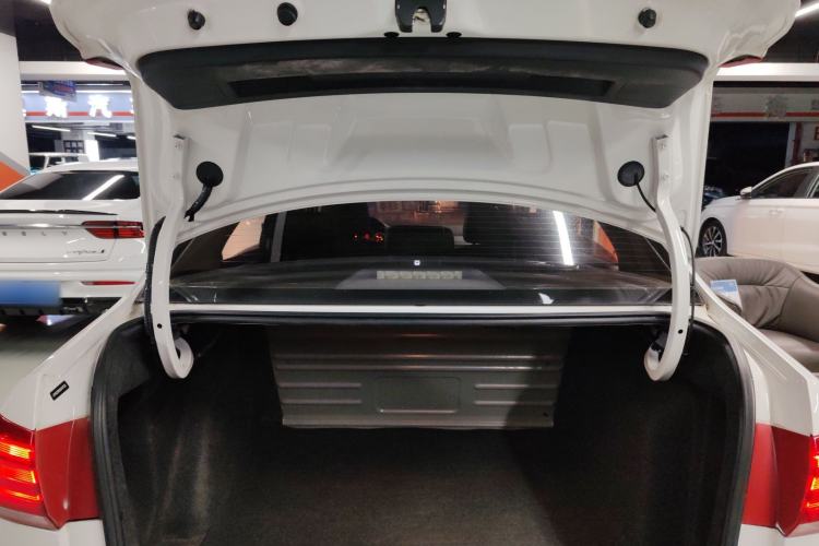 Used Volkswagen Santana 2016 1.6L Automatic Comfort Edition
