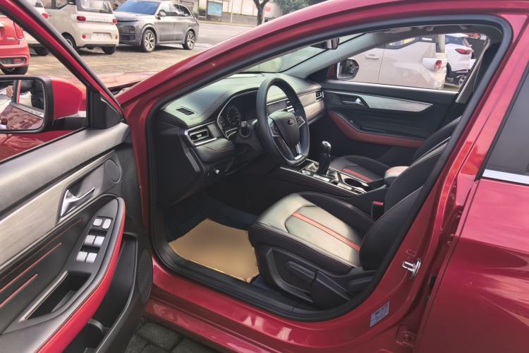 Used SOL A5 2021 1.5T Manual Luxury Version
