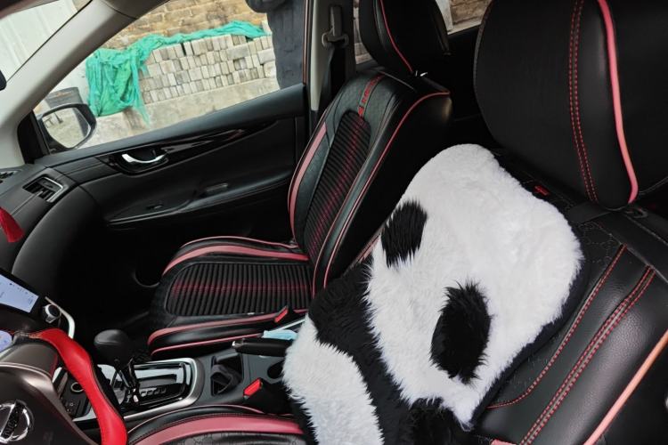 Used Nissan Tiida 2020 1.6L CVT Cool Edition