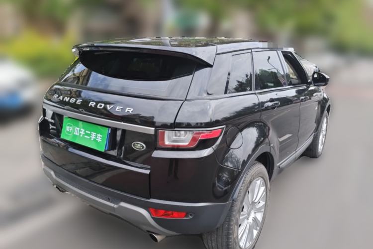 Used Land Rover Range Evoque 2016 2.0T SE Smart Glow Edition Rear Right 45 Deg