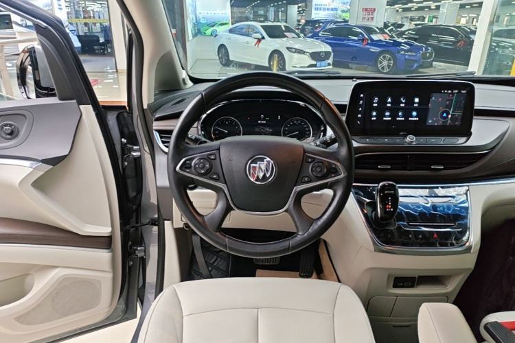 Used Buick GL8 2021 Land Cruiser Executive Class 652T Smart Luxury Model
