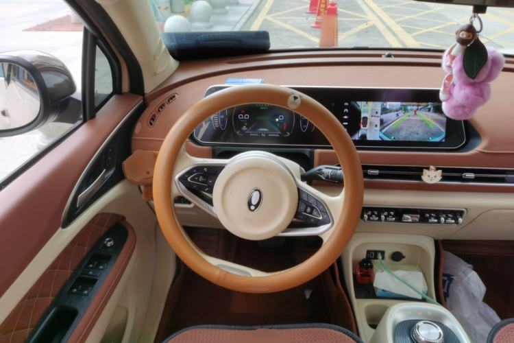 Used ORA Good Cat 2021 400km Standard Range Venus Edition Lithium Iron Phosphate Steering Wheel