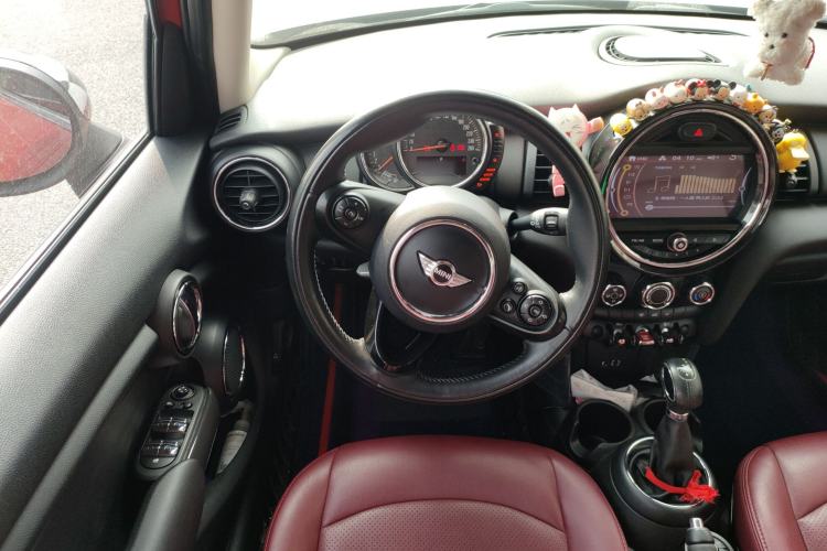 Used MINI 2016 1.2T ONE Pioneer Edition Five-Door Version
