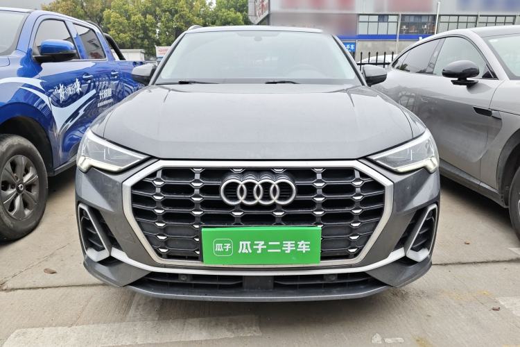Used Audi Q3 2021 35 TFSI Fashion Dynamic Model