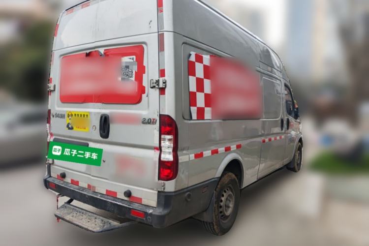Used Dongfeng Yufeng 2021 2.0T Value Edition Van Long Wheelbase High Roof 3-Seater China VI Standard D20
