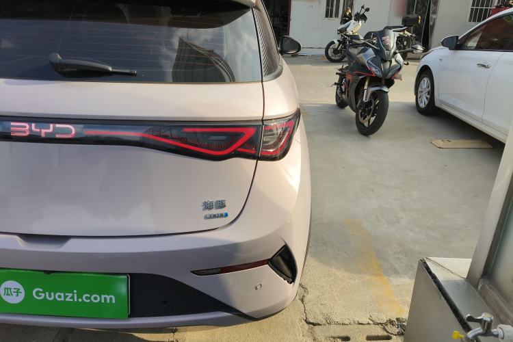 Used BYD Dolphin 2025 Smart Drive Version 420 km Freedom Edition