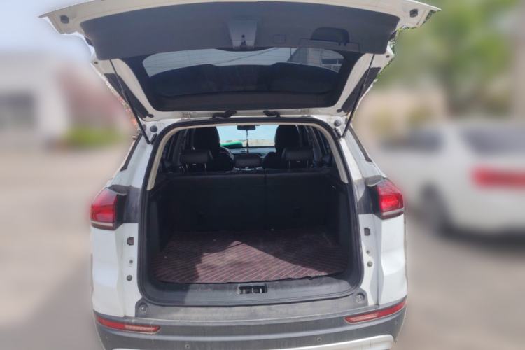 Used Geely Auto Emgrand X7 Sport 2020 1.8TD DCT Smart Connect PRO Trunk