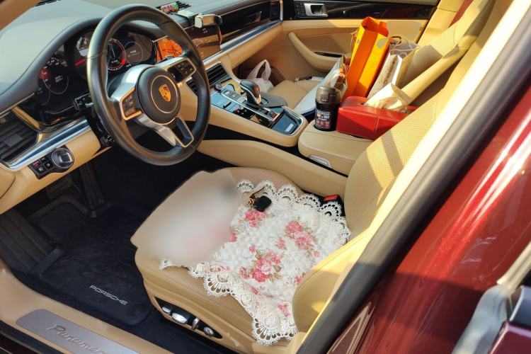 Used Porsche Panamera 2017 Panamera 4 Executive Long Wheelbase 3.0T
