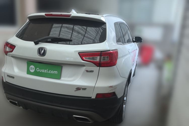 Used Changan CS75 2017 Shangkui Edition 1.5T Manual Fengxiang Model
