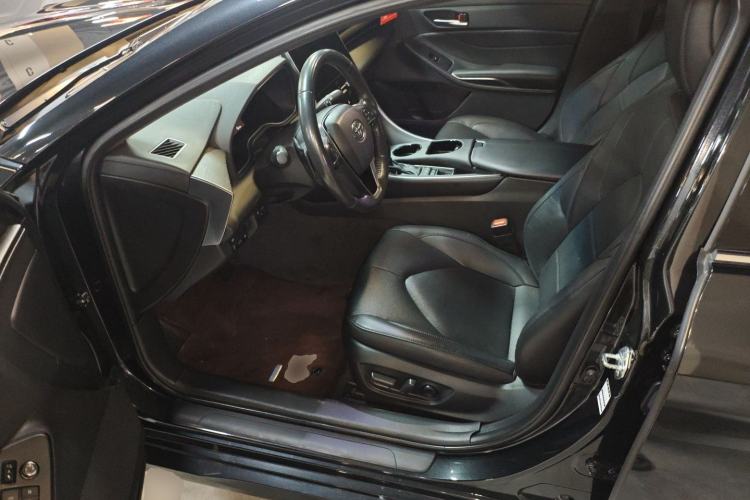 Used Toyota Avalon 2022 2.5L Luxury Edition Driver Seat