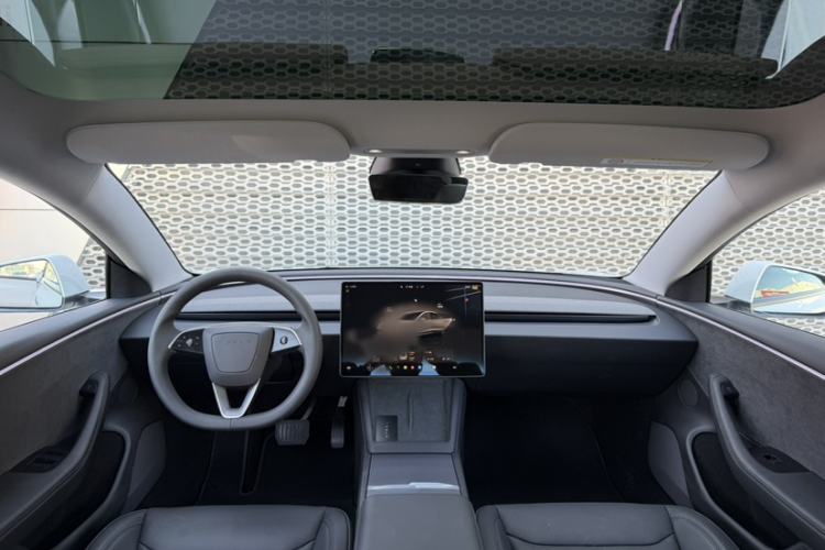 Used Tesla Model 3 2023 Long-Range All-Wheel-Drive Version