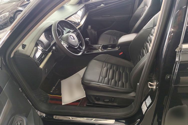 Used Volkswagen Passat 2020 330TSI Elite Edition China VI