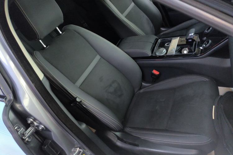 Used Land Rover Range Rover Velar 2023 250 PS