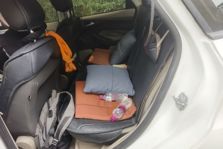 Used Ford Focus 2012 Sedan 1.6L Automatic Comfort Model
