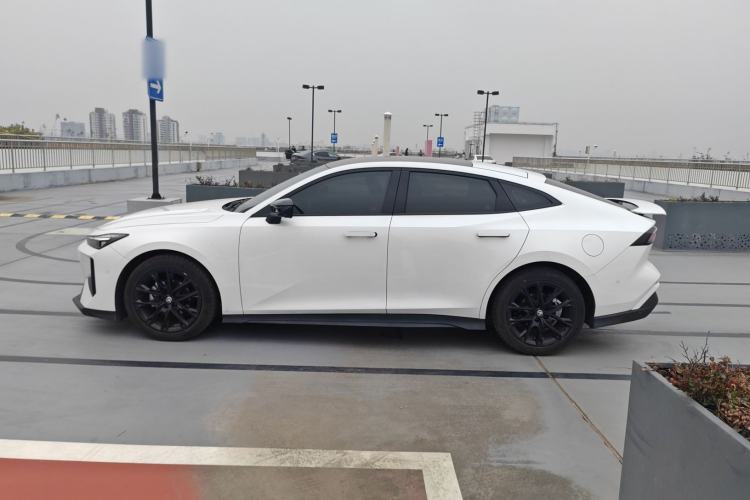 Used CHANGAN UNI-V 2024 1.5T Smart Navigation Version