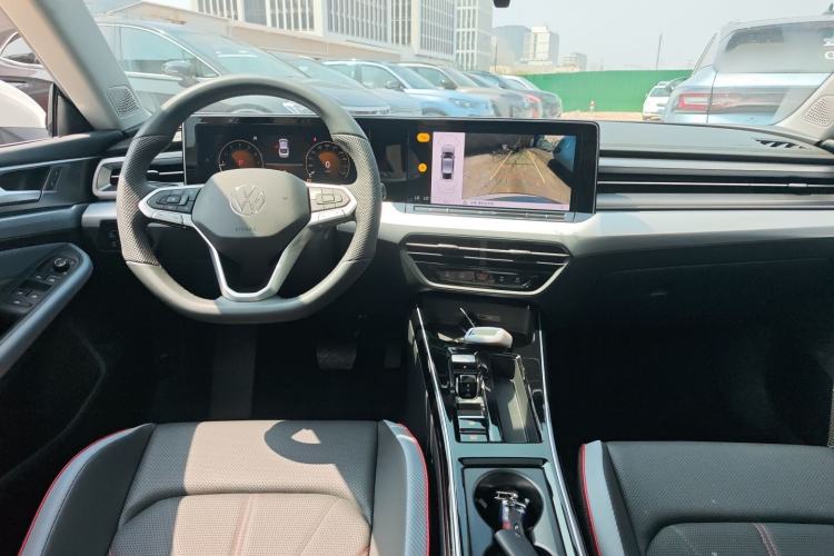 Used Volkswagen Lamando 2024 Lavida L 280TSI DSG Cool & Spicy Edition Center Console