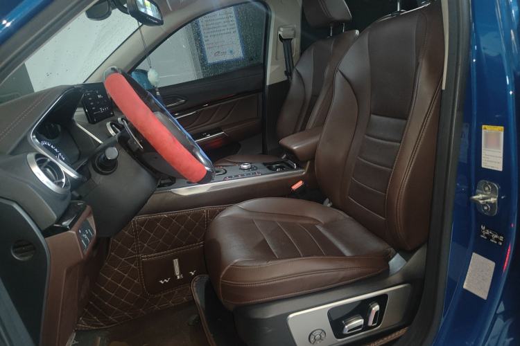 Used Wey VV5 2017 2.0T Ultra-Luxury Version
