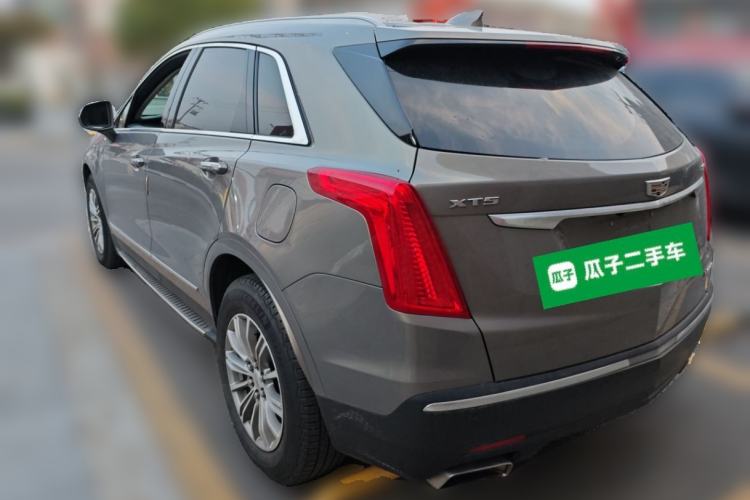 Used Cadillac XT5 2018 25T Luxury Model Rear Left 45 Deg