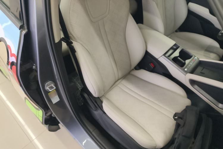 Used BYD Yuan UP 2025 Intelligent Driving Version 401 km Leading Edition