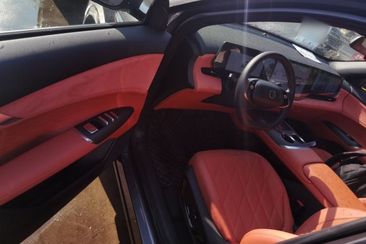 Used CHANGAN CS75 PLUS 2025 4th Generation 1.5T New Blue Whale Smart Luxury Edition
