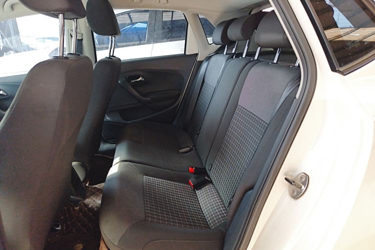 Used Volkswagen Polo 2014 1.4L Automatic Comfort Edition