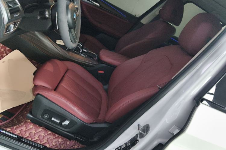 Used BMW X3 2023 xDrive30i Leading Model M Night Edition Package Left Front Seat