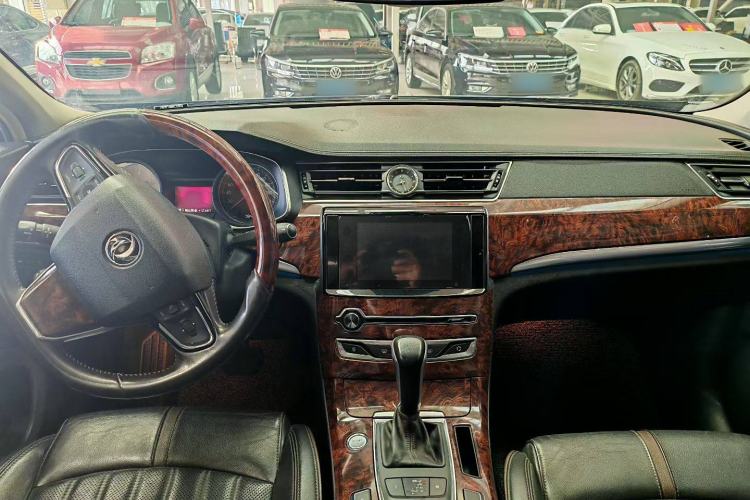 Used Dongfeng Aeolus A9 2016 1.8T Luxury Model
