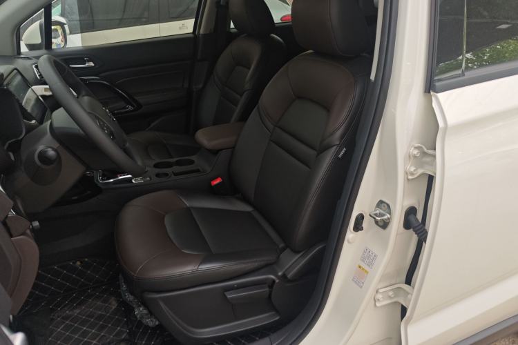 Used GAC Trumpchi GS4 2017 235T Automatic Two-Wheel Drive Elite Edition Left Front Seat