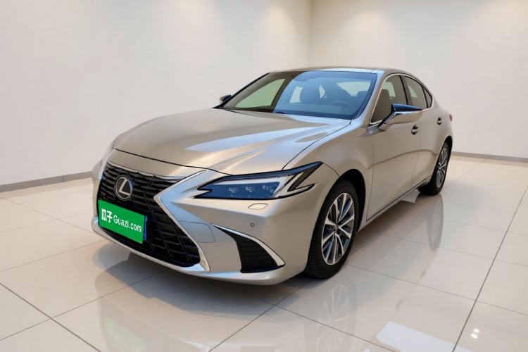 Used Lexus ES 2025 300h Deluxe Edition