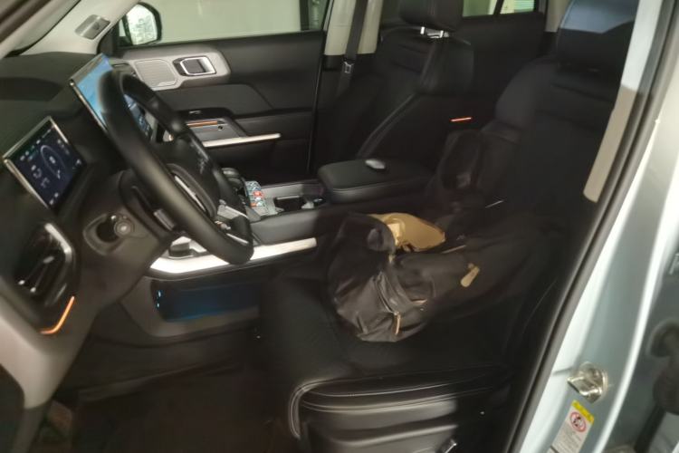 Used Formula Leopard Titanium 3 2025 501 km All-Wheel Drive Intelligent Driving Max Edition Left Front Seat