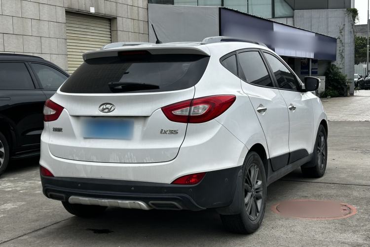 Used Hyundai ix35 2013 2.0L Automatic Two-Wheel Drive Smart GLS China IV Standard