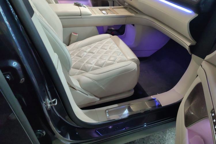 Used Nio ES8 2026 Model 6-seat Executive Luxury Edition Right Front Seat