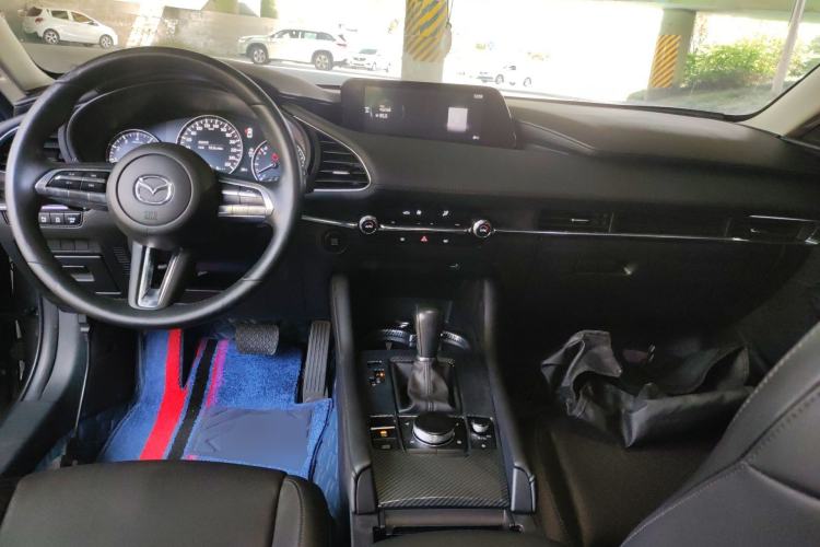 Used Mazda 3 Axela 2021 2.0L Automatic Zhiya Edition Center Console