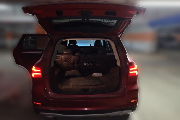 Used Roewe RX5 2016 20T Two-Wheel Drive Automatic Internet Smart Edition
