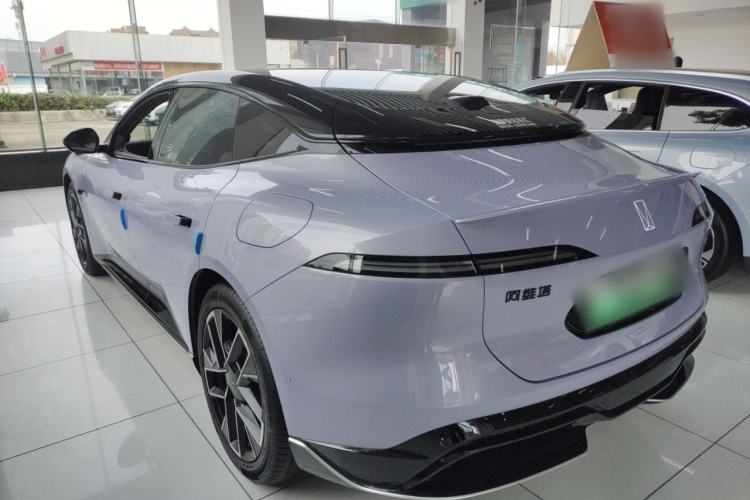 Used Avatr 06 2025 Pro Range-Extended Edition Rear Left 45 Deg