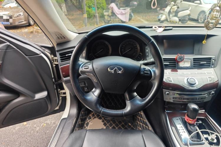 Used Infiniti Q70 2015 Q70L 2.5L Elite Edition Steering Wheel