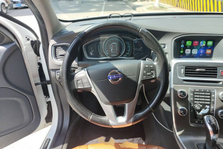 Used Volvo V60 2015 T5 Zhiya Edition Steering Wheel