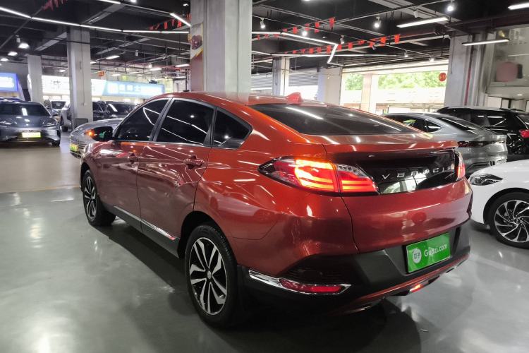 Used Venucia T90 2017 2.0L CVT Fashion Edition