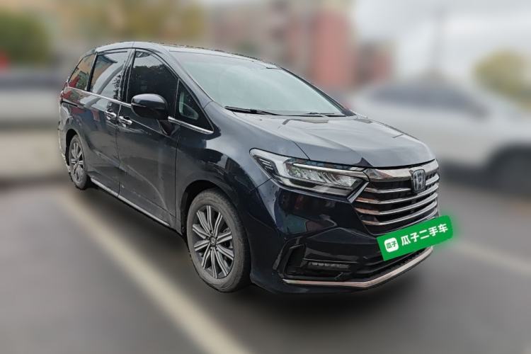 Used Honda Odyssey 2022 2.0L eHEV Sharp Smart Edition Front Right 45 Deg