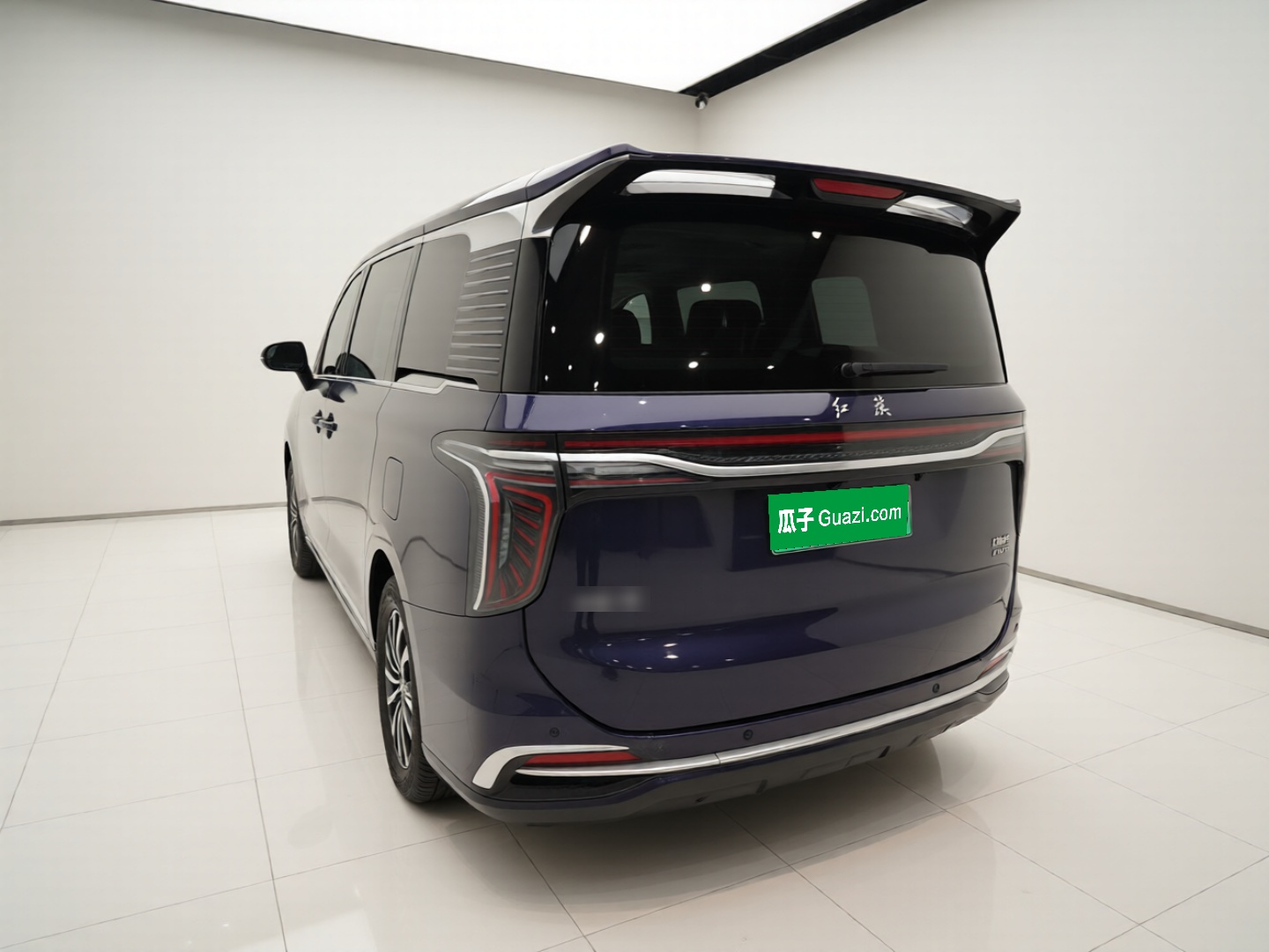 Hongqi HQ9 PHEV 2024 2.0T Four-Wheel Drive Business Edition — снимка 4