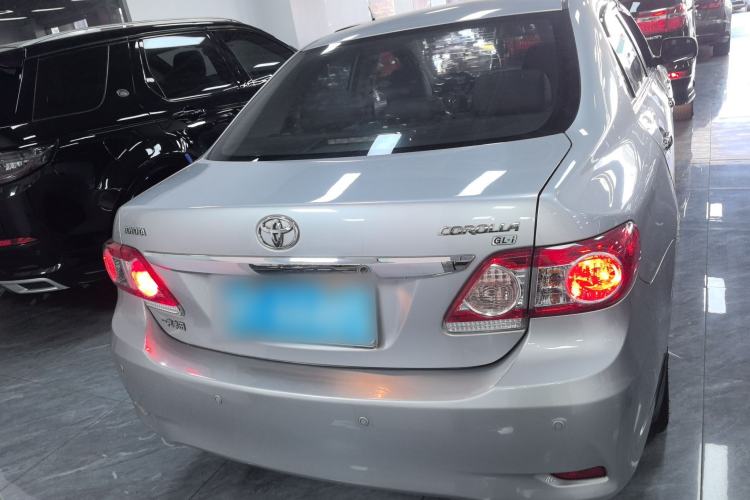 Used Toyota Corolla 2012 Luxurious Edition 1.8L CVT GL-i
