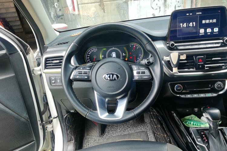 Used Kia Sportage R 2018 2.0L Automatic Smart Luxury Version China V Standard Steering Wheel